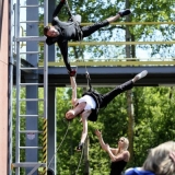 Klaipėdos muzikinio teatro kuriamas vertikalaus šokio spektaklis. Organizatorių nuotr.